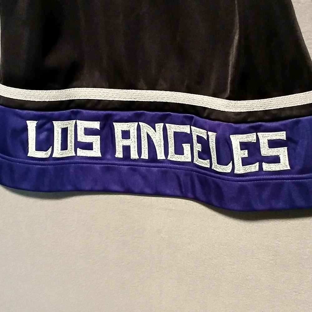VTG CCM LA Kings Women's Hockey Jersey XS Purple NHL Embroidered For‎ Her Retro
